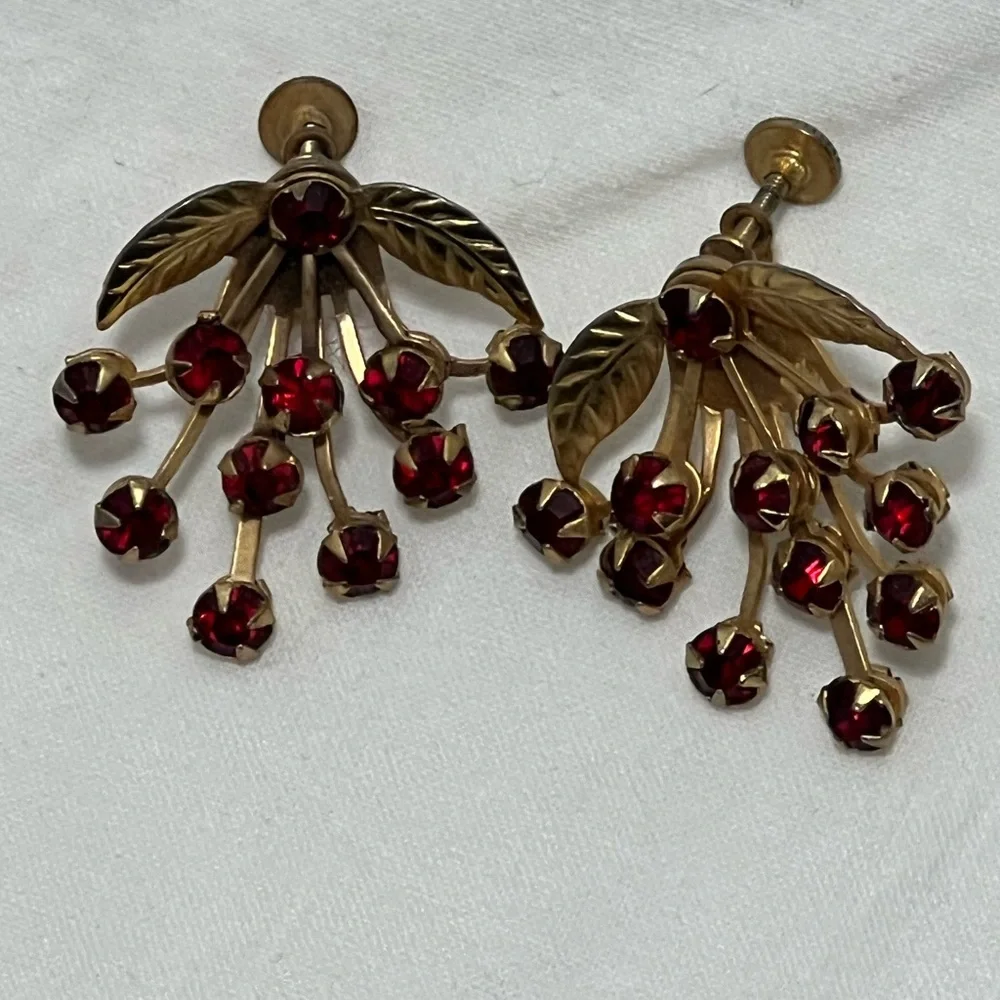 Vintage • Gold Tone Leaf • Garnet Rhinestone • Screw Back Earrings